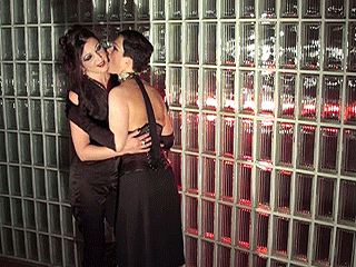 VOYEURPERSPEKTIVE: PIGGIES DOPPELTE AUSBEUTUNG /  VOYEUR PHANTASIES: PIGGIES DOUBLE TROUBLE